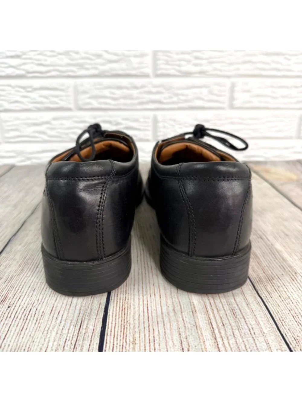 Collection by Clarks Tilden Cap Oxford Shoes Black Leather Soft Cushion Size 12